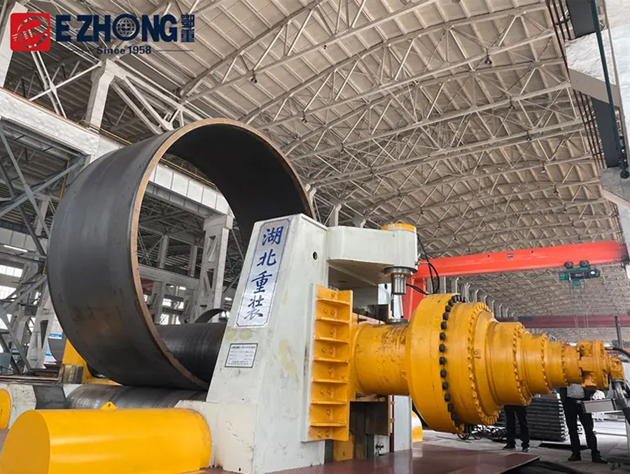 understanding-the-working-principle-and-operation-of-a-plate-bending-machine-02.jpg understanding-the-working-principle-and-operation-of-a-plate-bending-machine-02.jpg